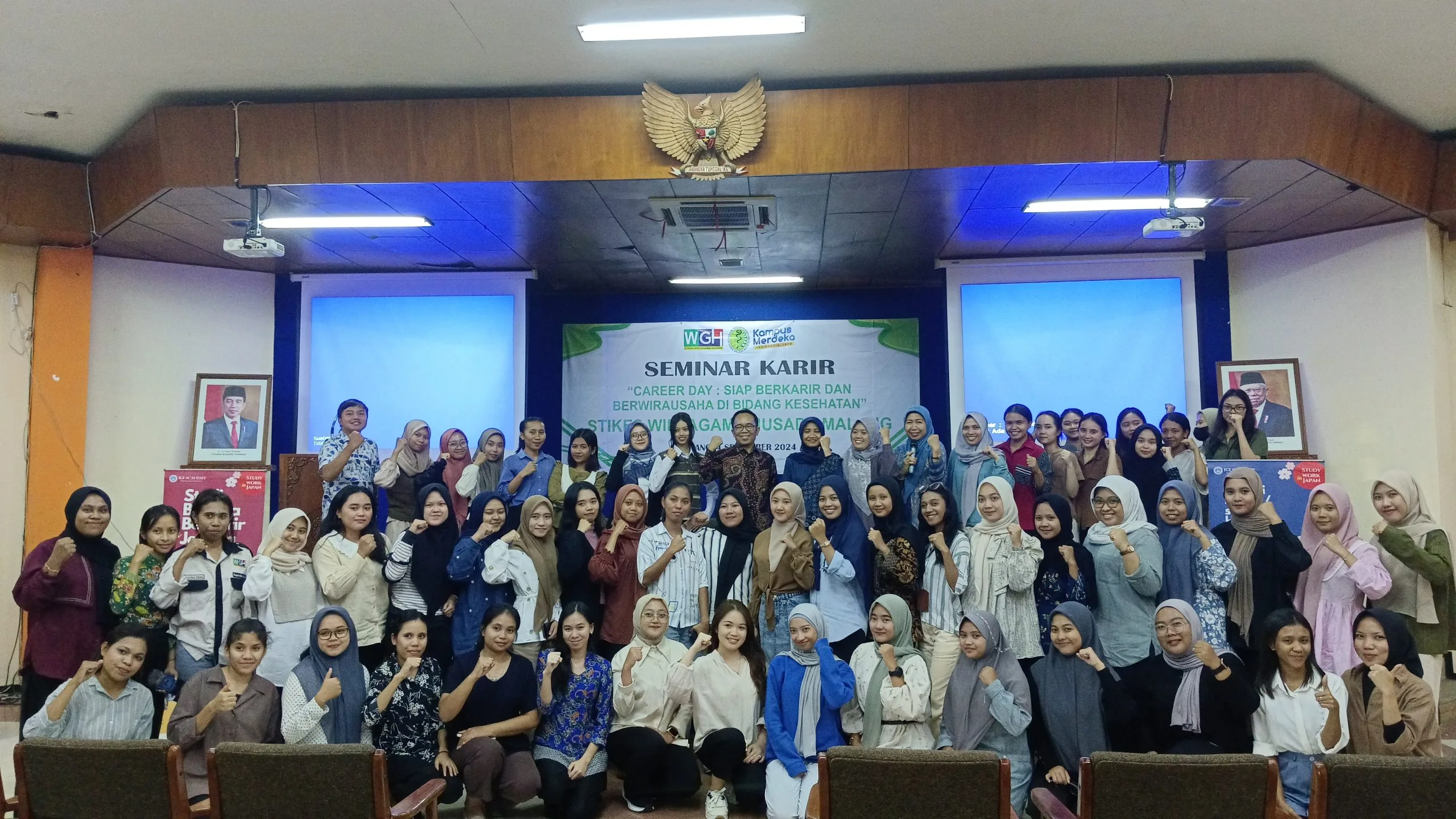 Seminar Karir di STIKES WIDYAGAMA Malang